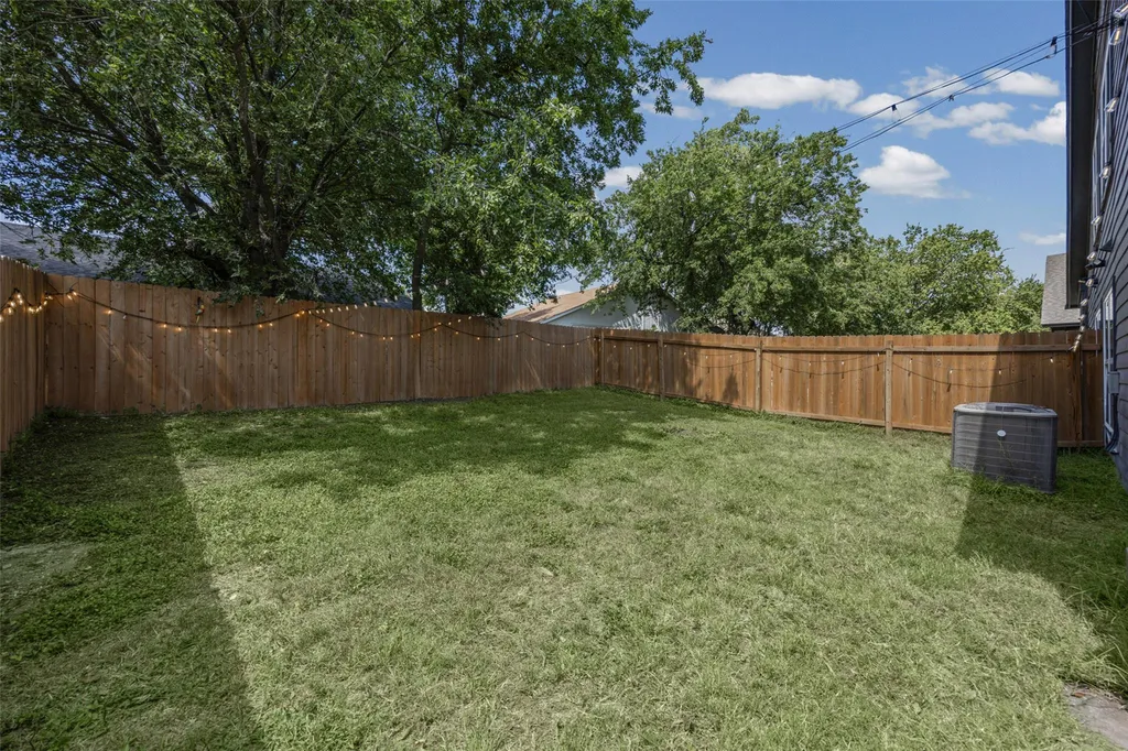 1907 Albury Cove Austin TX 78758