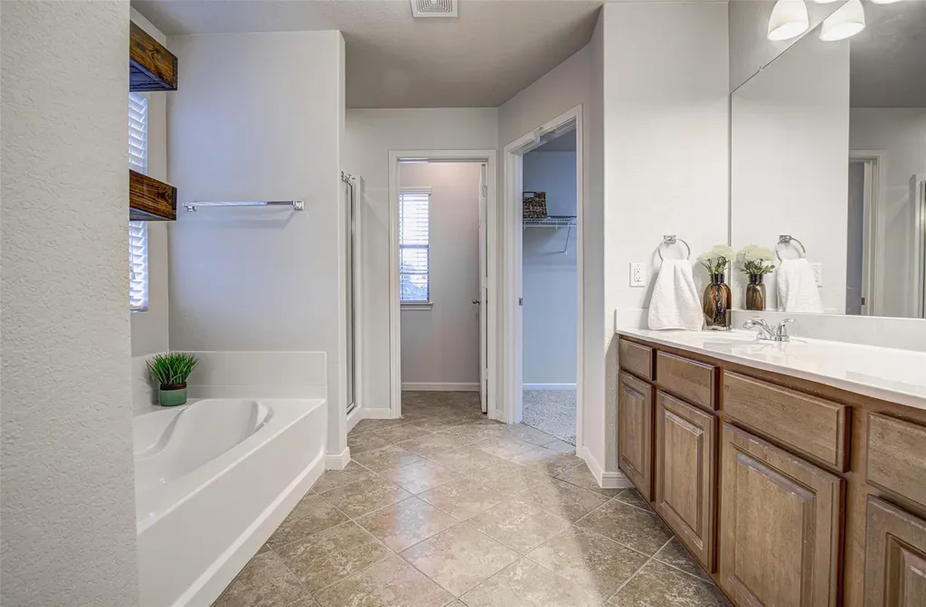 10614 Black Wolf Bay San Antonio TX 78245