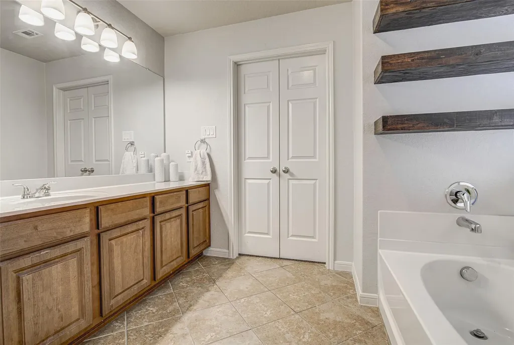 10614 Black Wolf Bay San Antonio TX 78245