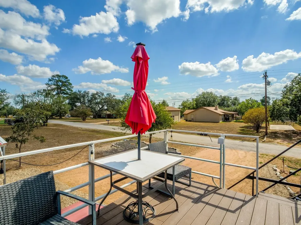 4113 Hermosa Drive Kingsland TX 78639