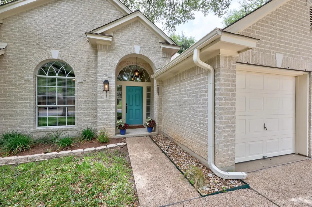 12749 Machete Trail Austin TX 78729