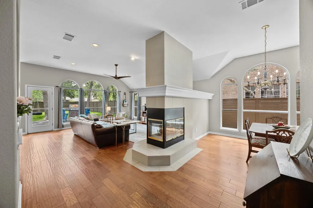 12749 Machete Trail Austin TX 78729