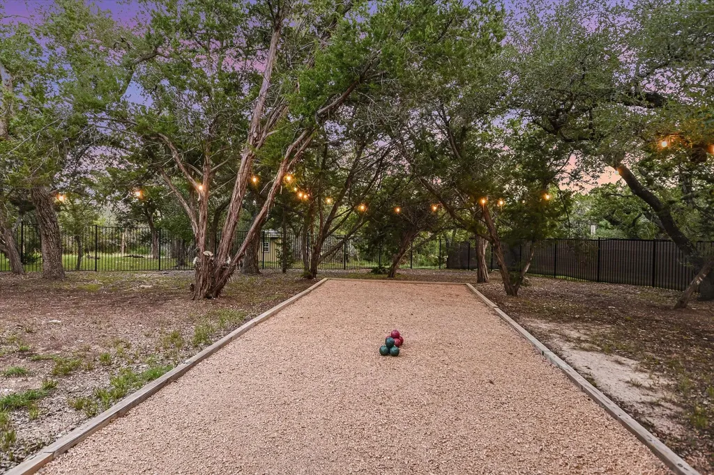 465 Lloyd Lane Dripping Springs TX 78620