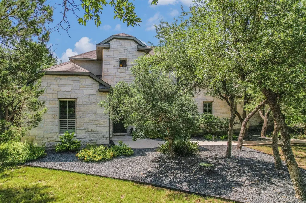 465 Lloyd Lane Dripping Springs TX 78620