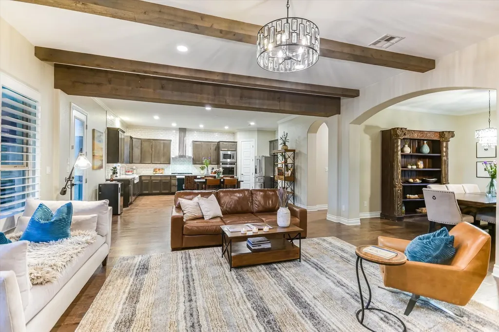 465 Lloyd Lane Dripping Springs TX 78620