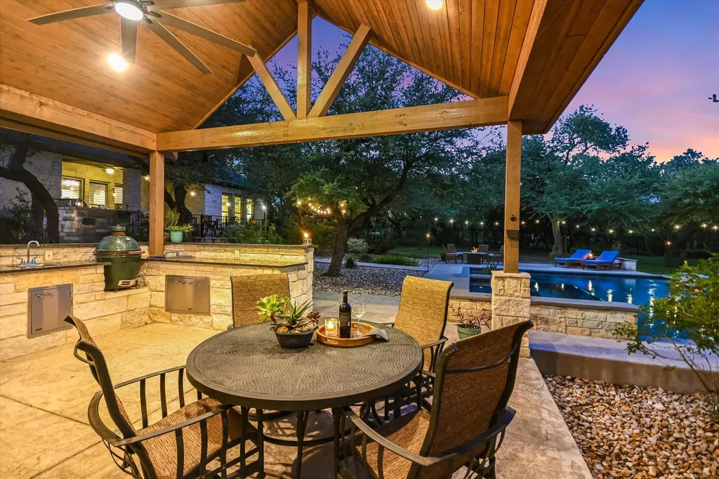 465 Lloyd Lane Dripping Springs TX 78620