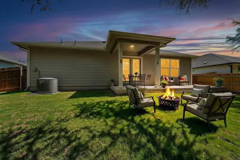 252 Bunting Lane Bertram TX 78605