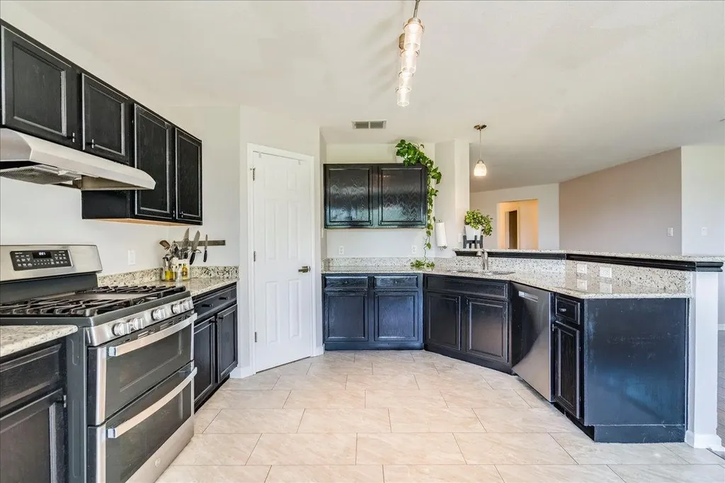 981 Goldenrod Street Kyle TX 78640