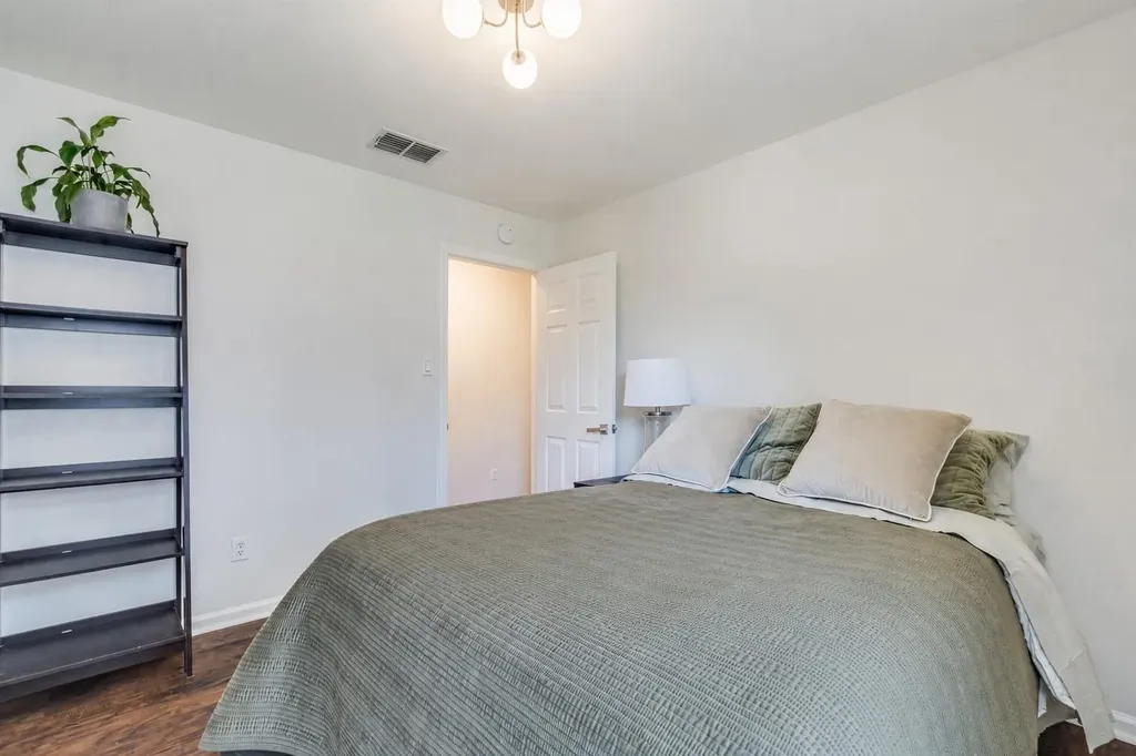 981 Goldenrod Street Kyle TX 78640