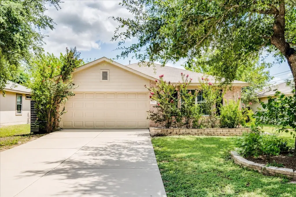 981 Goldenrod Street Kyle TX 78640