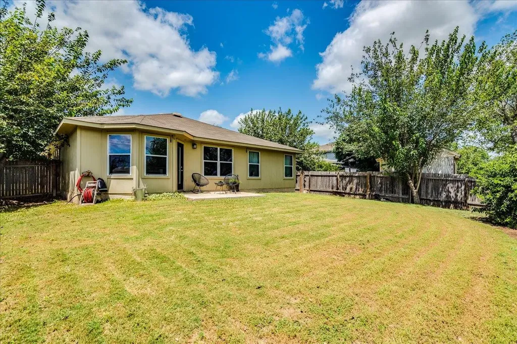 981 Goldenrod Street Kyle TX 78640