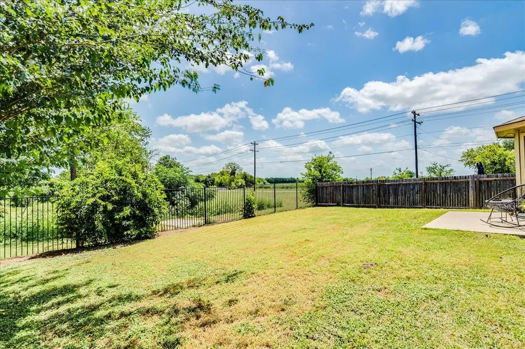 981 Goldenrod Street Kyle TX 78640