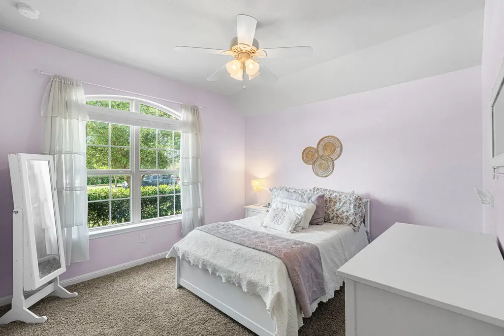 194 Sugar Creek Buda TX 78610