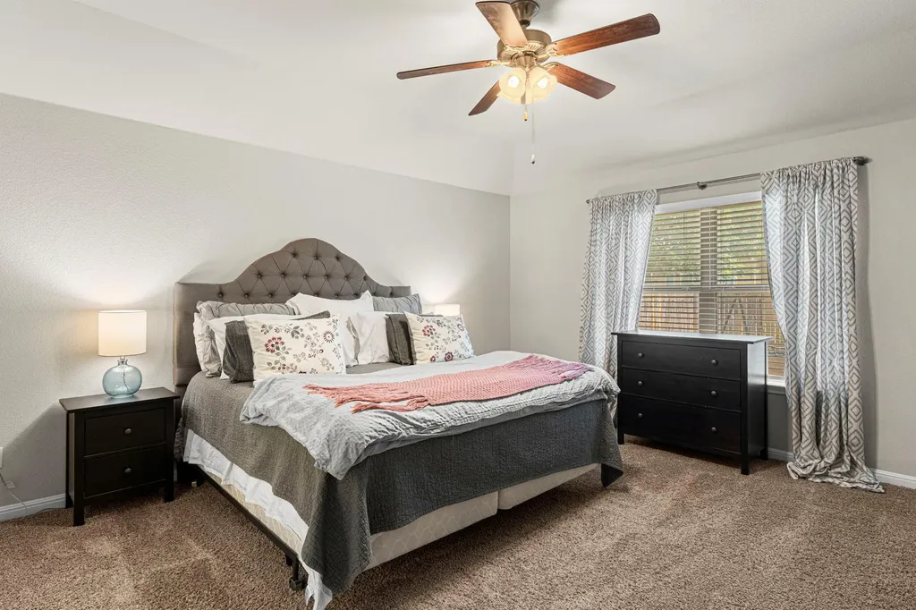 194 Sugar Creek Buda TX 78610