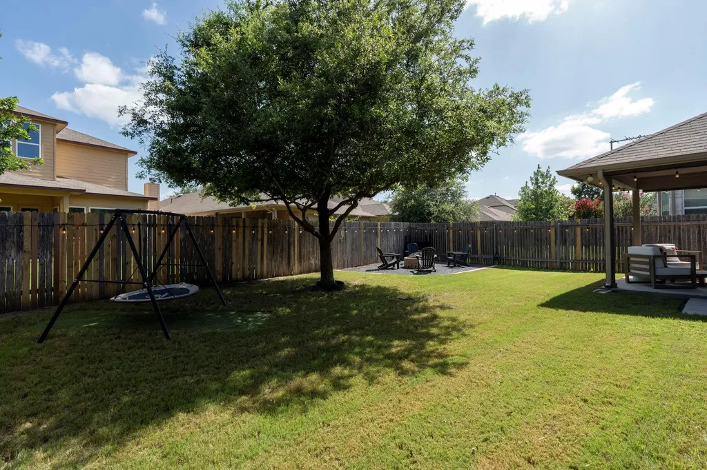 194 Sugar Creek Buda TX 78610