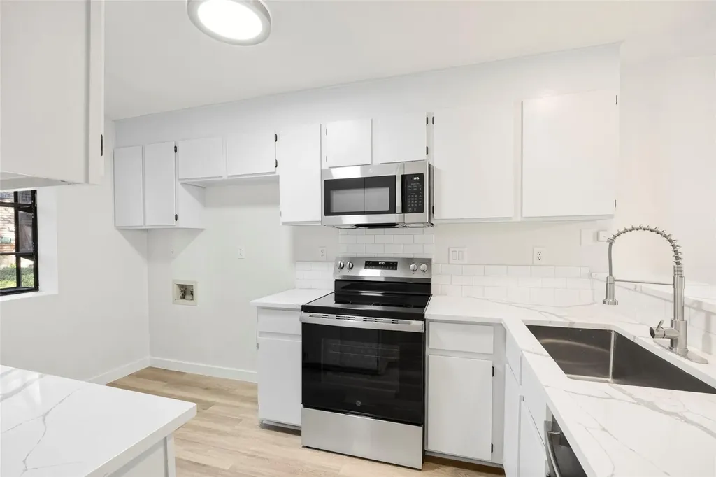 7122 Wood Hollow Drive Austin TX 78731