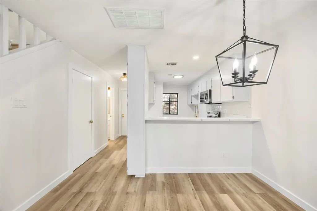 7122 Wood Hollow Drive Austin TX 78731