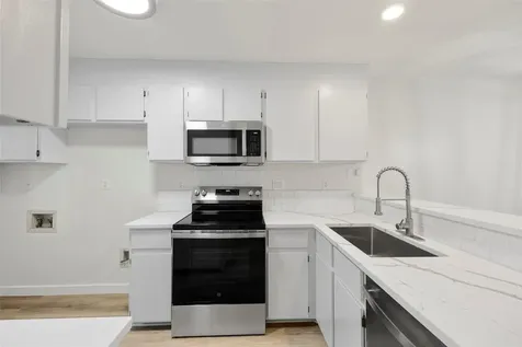 7122 Wood Hollow Drive Austin TX 78731