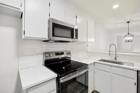 7122 Wood Hollow Drive Austin TX 78731