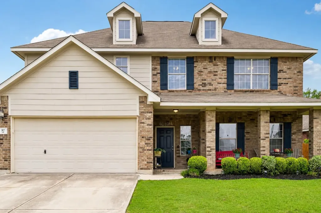317 Otono Loop Kyle TX 78640