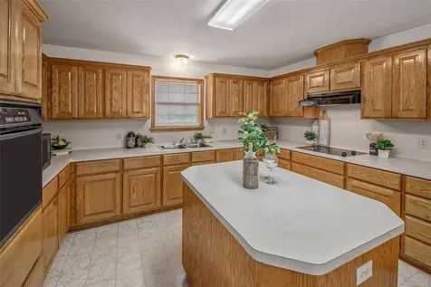 1110 County Road 439 Dime Box TX 77853