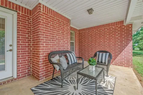 1110 County Road 439 Dime Box TX 77853