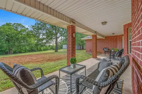 1110 County Road 439 Dime Box TX 77853