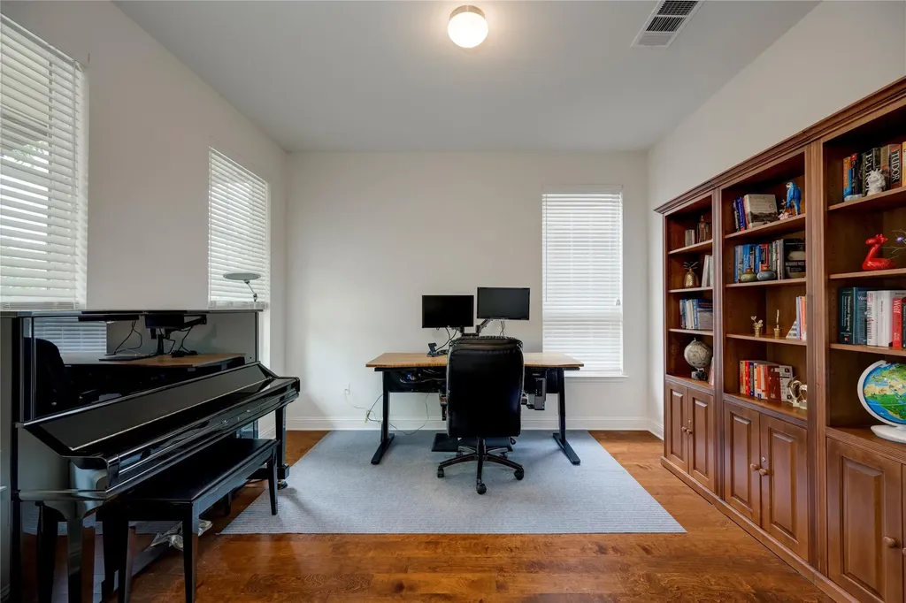 7107 Calpe Drive Austin TX 78739