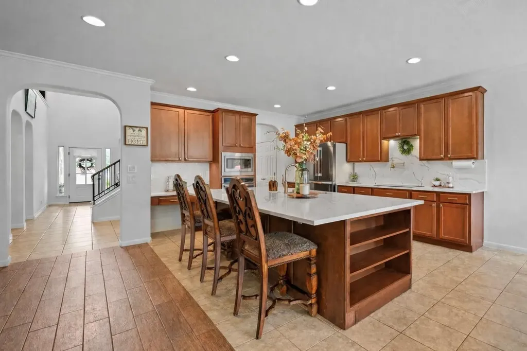 112 Hobby Horse Liberty Hill TX 78642