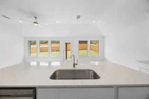 313 Sepulveda Street Hutto TX 78634