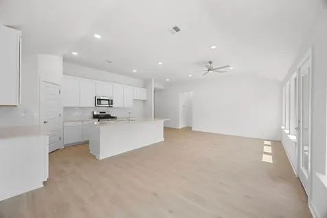 313 Sepulveda Street Hutto TX 78634