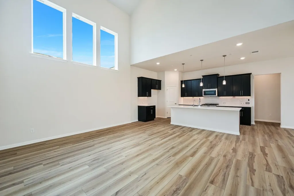 8517 Dongan Drive Austin TX 78744