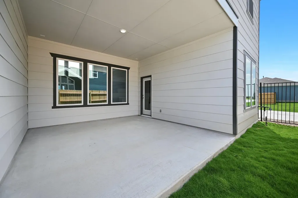 8517 Dongan Drive Austin TX 78744