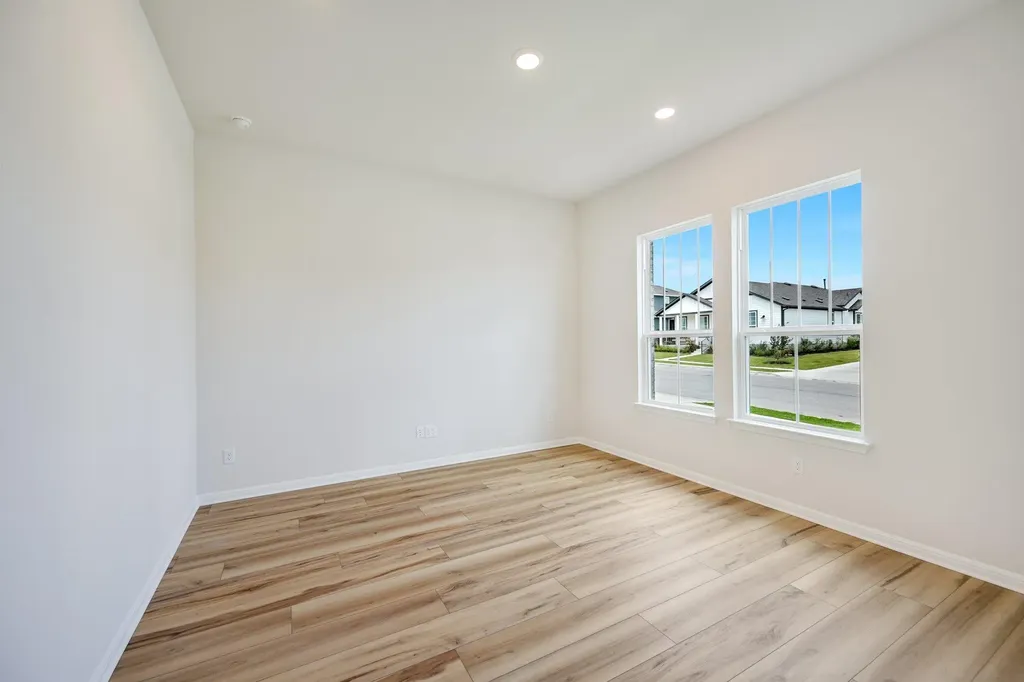 8517 Dongan Drive Austin TX 78744