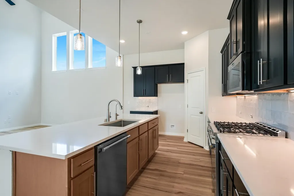 8517 Dongan Drive Austin TX 78744