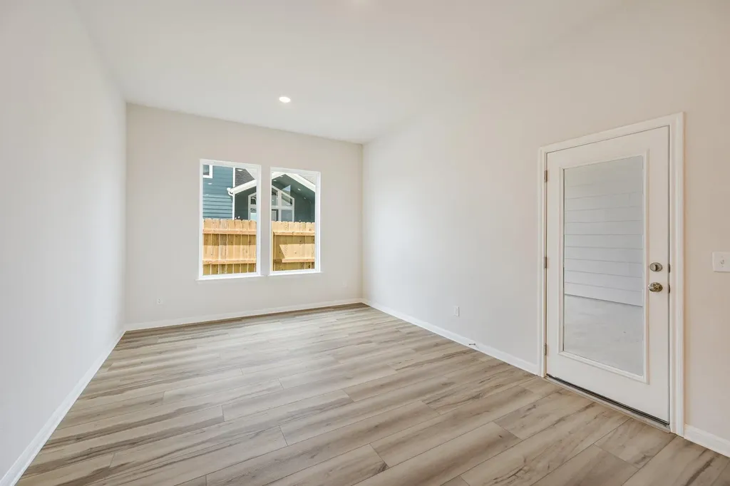 8517 Dongan Drive Austin TX 78744