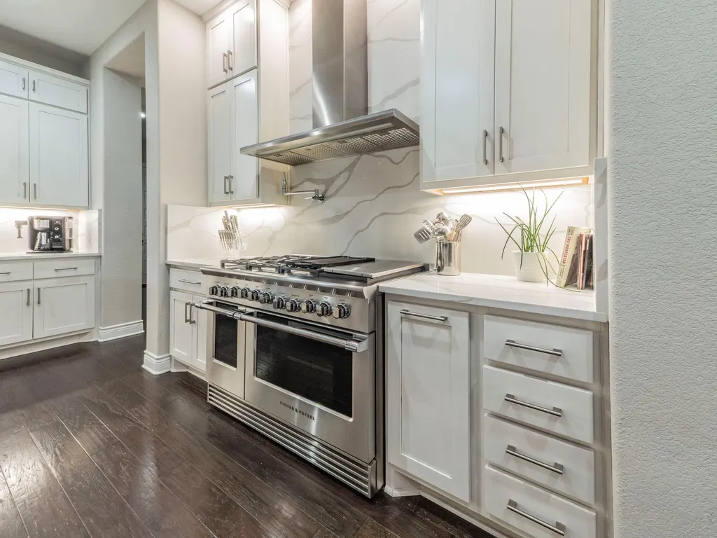 205 Standing Oak Drive Georgetown TX 78633
