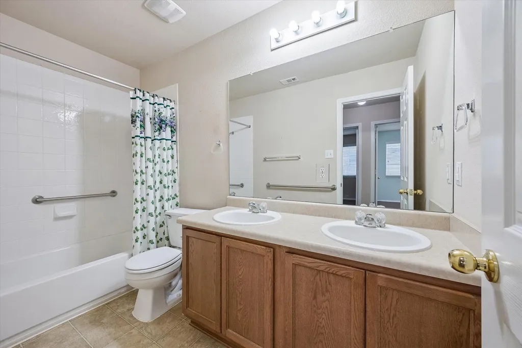 913 Remington Drive Leander TX 78641