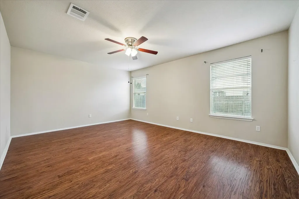913 Remington Drive Leander TX 78641