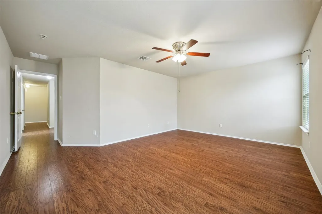 913 Remington Drive Leander TX 78641