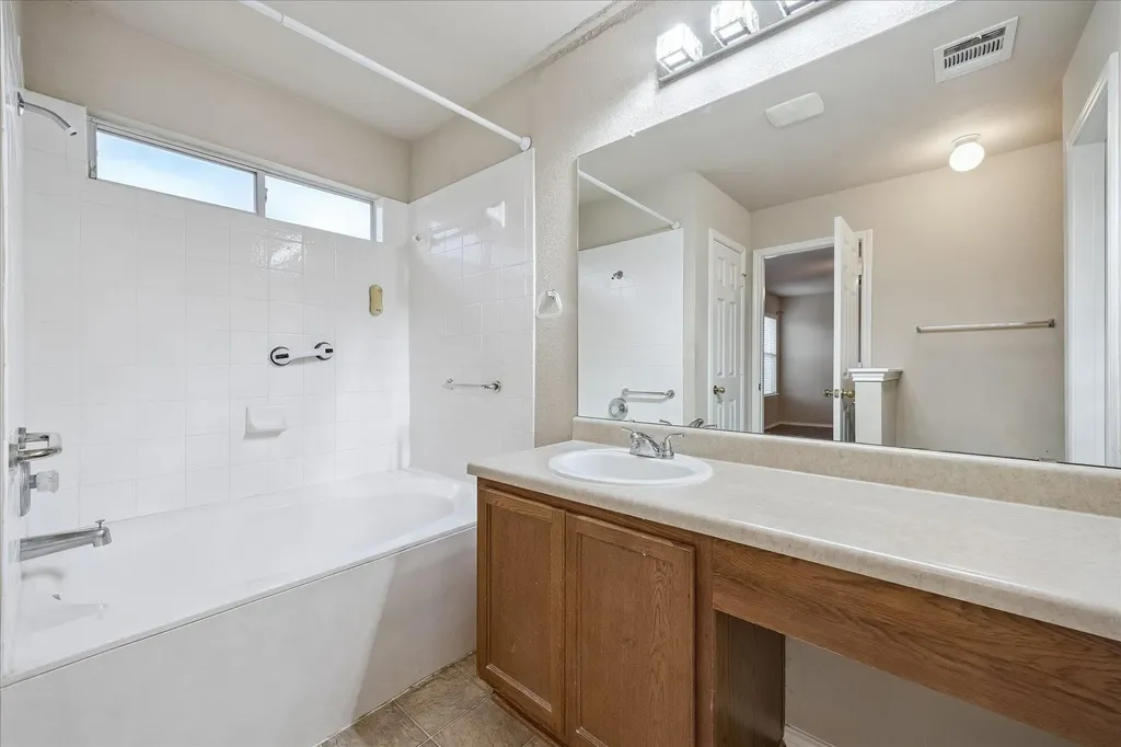 913 Remington Drive Leander TX 78641