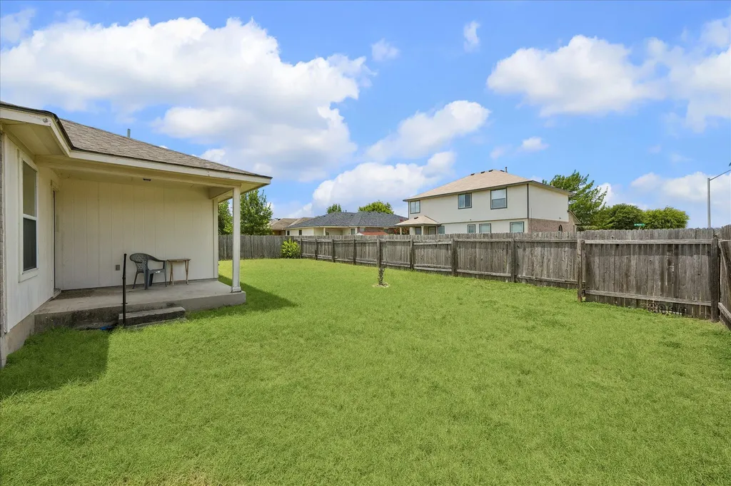 913 Remington Drive Leander TX 78641