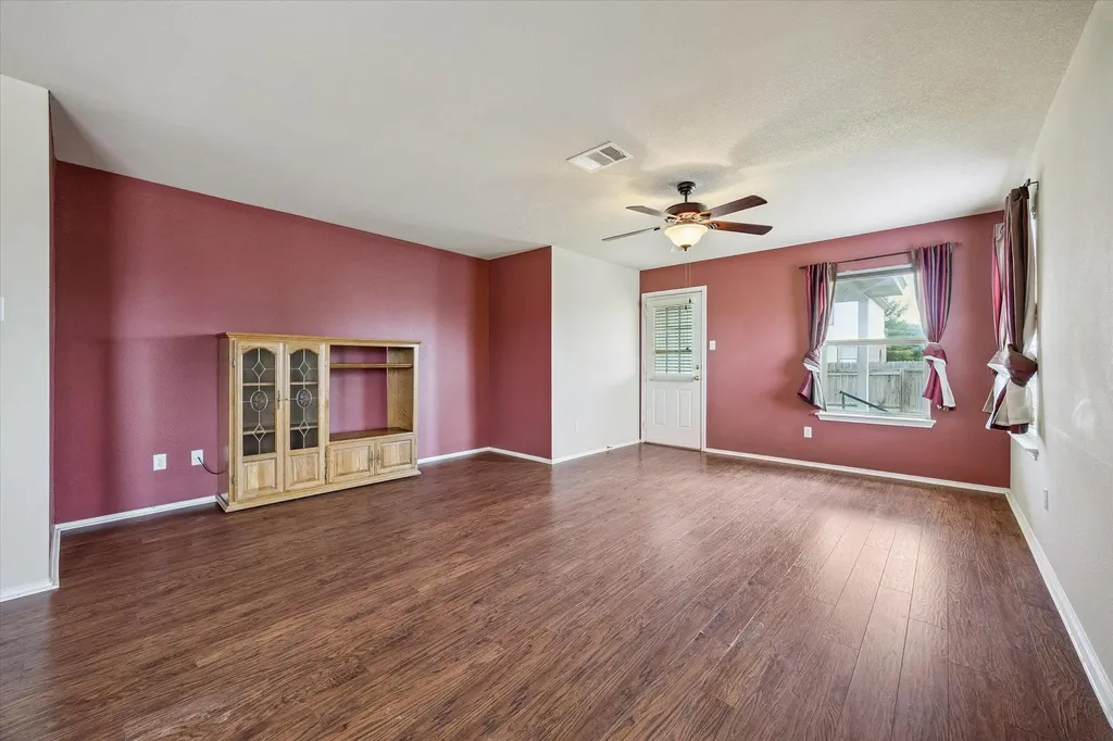 913 Remington Drive Leander TX 78641
