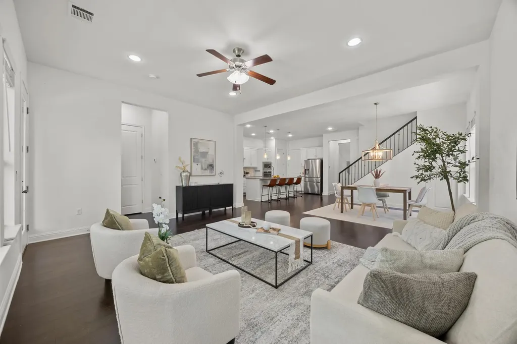 5305 Mandevilla Drive Austin TX 78739