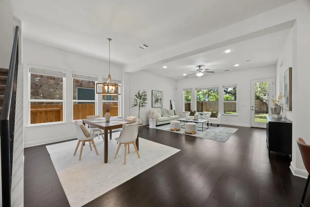 5305 Mandevilla Drive Austin TX 78739