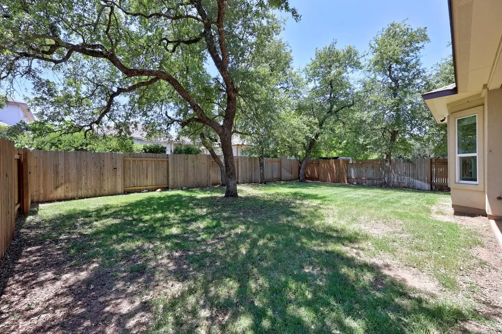 5305 Mandevilla Drive Austin TX 78739