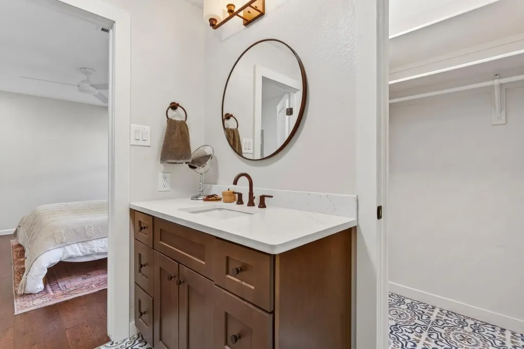 1908 Barge Street Austin TX 78745