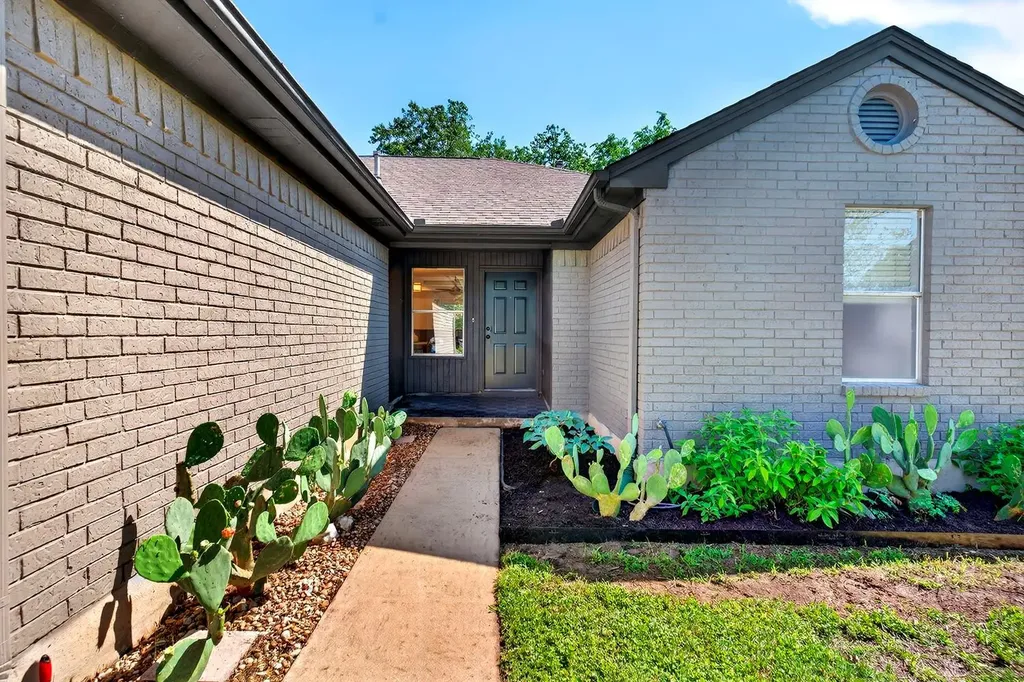 1908 Barge Street Austin TX 78745