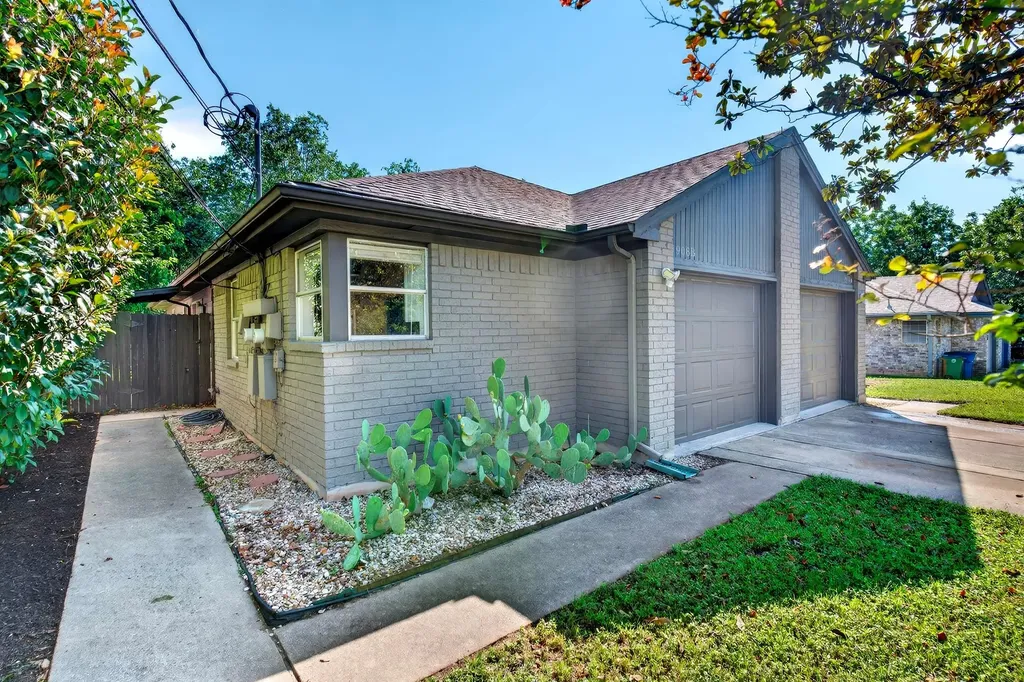 1908 Barge Street Austin TX 78745