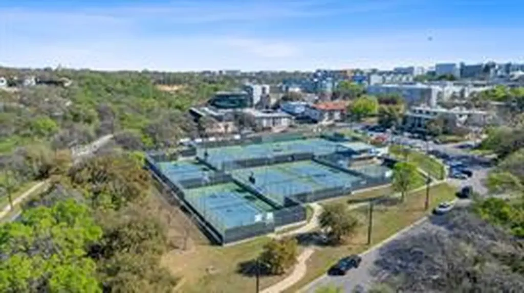 2205 N Lamar Boulevard Austin TX 78705
